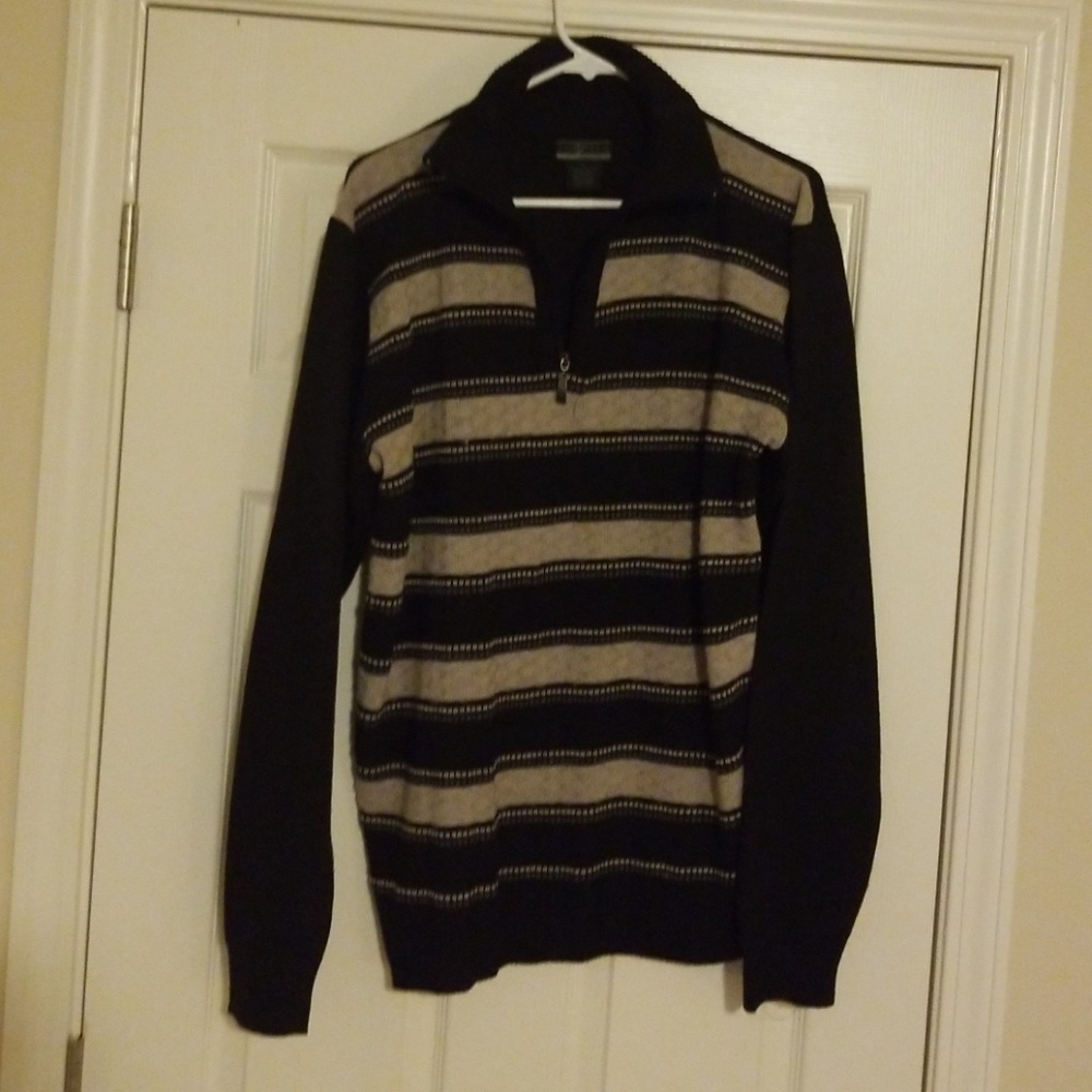 Black and Tan Chereskin V-Neck Zip Sweater